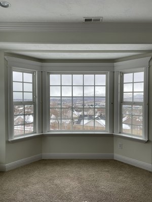 DuoLite with Motorization - In order allow more control over light, privacy and view, we installed Motorized DuoLite shades for the ultimate solution. DuoLite with Motorization - In order allow more control over light, privacy and view, we installed Motorized DuoLite shades for the ultimate solution.