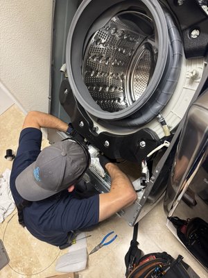 Appliance Repair - Just a few pictures, showing some of our recent work, including warranty, work and out of warranty work. Several luxury high-end Dacor jobs done all the way down to every day Whirlpool and Amana products. Appliance Repair - Just a few pictures, showing some of our recent work, including warranty, work and out of warranty work. Several luxury high-end Dacor jobs done all the way down to every day Whirlpool and Amana products.