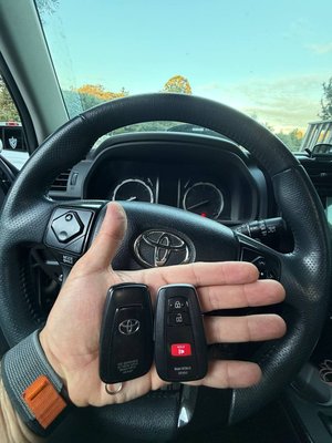 Toyota 4Runner 2022 – Smart Key Programming - Customer needed an additional smart key for a 2022 Toyota 4Runner. We offered several options, including aftermarket smart keys and an OEM key. The customer chose the OEM key. Using professional programming equipment with dealer-level access, we successfully added and programmed the new key without any issues. All remote and push-to-start functions were fully tested. Warranty was provided for the service. Toyota 4Runner 2022 – Smart Key Programming - Customer needed an additional smart key for a 2022 Toyota 4Runner. We offered several options, including aftermarket smart keys and an OEM key. The customer chose the OEM key. Using professional programming equipment with dealer-level access, we successfully added and programmed the new key without any issues. All remote and push-to-start functions were fully tested. Warranty was provided for the service.