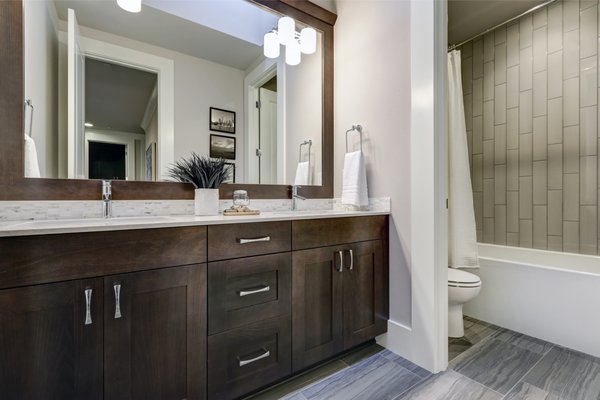 Complete Bathroom Remodeling in Reseda, CA. - Complete Bathroom Remodeling with custom vanity chosen by client.
Subway tiles with tub. Complete Bathroom Remodeling in Reseda, CA. - Complete Bathroom Remodeling with custom vanity chosen by client.
Subway tiles with tub.