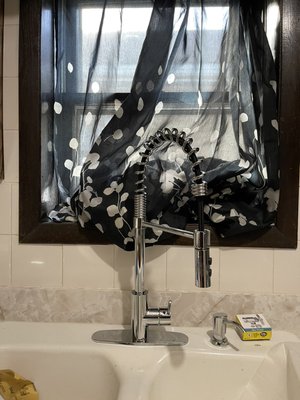 Faucets - New faucets! Bathroom kitchen laundry room Faucets - New faucets! Bathroom kitchen laundry room