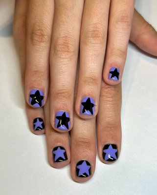 Shortie nails can be soooo fun too - Gel nails with art Shortie nails can be soooo fun too - Gel nails with art