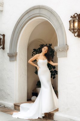 Featured Designer: Stella York - Some of our favorite wedding gowns by Stella York,
Price Range: $1400-$2000
To view our full current inventory, visit our Pinterest page: www.pinterest.com/bridalelegancestudio Featured Designer: Stella York - Some of our favorite wedding gowns by Stella York,
Price Range: $1400-$2000
To view our full current inventory, visit our Pinterest page: www.pinterest.com/bridalelegancestudio