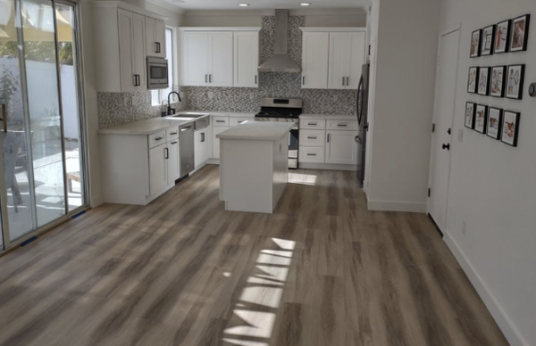 Bathroom & Kitchen Renovations - Make your home look at it's best with a new look of a bathroom and kitchen. Bathroom & Kitchen Renovations - Make your home look at it's best with a new look of a bathroom and kitchen.