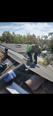 Roof Replacement - Thousand Oaks - New Roofing with Professional Replacement and Installation will Improve Overall Style of Your House and Stay Insulated.