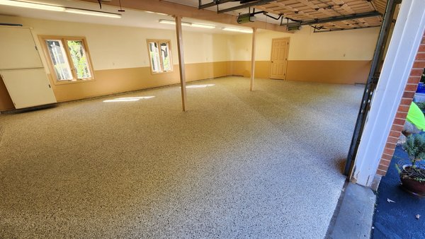 900 Sq ft garage project - 900 Sq ft garage floor project, grind with full broadcast 900 Sq ft garage project - 900 Sq ft garage floor project, grind with full broadcast