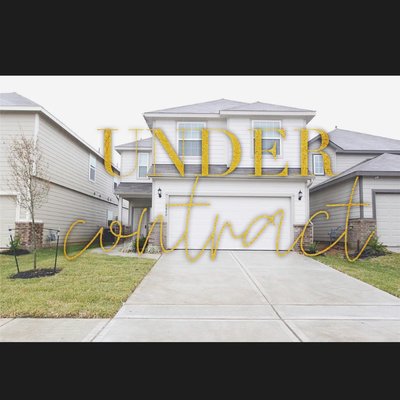 4 Bed 2.5 Bathroom - My client just leased this beautiful New construction home with a lakeside view for $2100.  
🏡 4 bedrooms 
 2.5 bathrooms  
Over 1800 sqft

Tired of apartment living but not quite ready to buy? Give me a call 📲, and let me get to work for you!