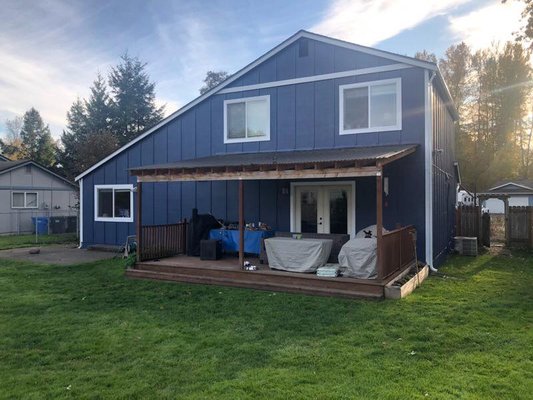 Exterior blue and white - Great color choices on this exterior Exterior blue and white - Great color choices on this exterior