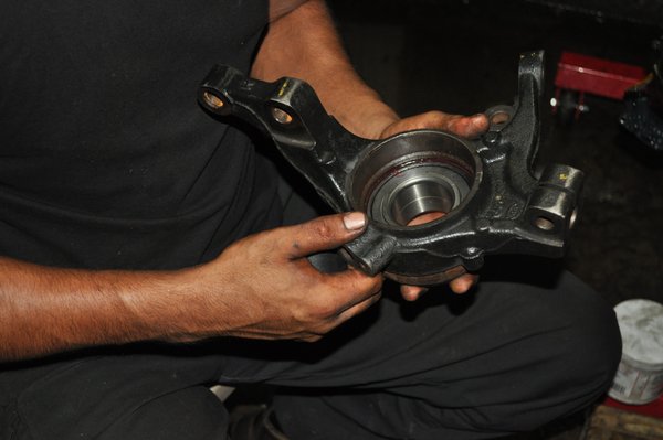 Gearhead - NO matter how small the job or how big the job I'm always willing to help come by. Gearhead - NO matter how small the job or how big the job I'm always willing to help come by.