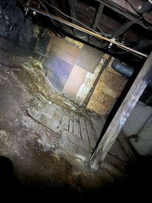Basement cleanout - A landlord wanted the basement of one of his properties cleaned out of items left behind from a previous tenant.