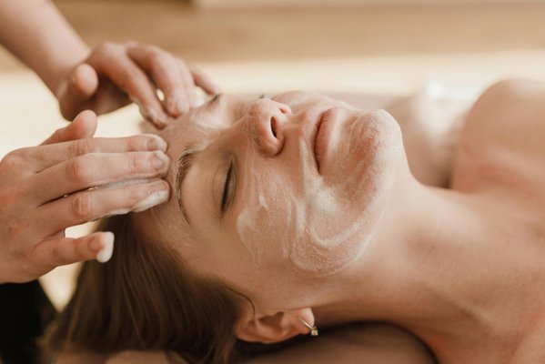 Spa Facials - Spa Facials