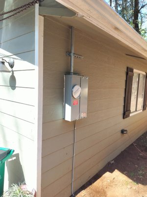 100 amp panel replacement in Magalia - We had these clients get ahold of us after a snowstorm caused a tree to damage their main panel. They were left without power, and no other electricians were getting back to them. We were able to promptly restore power to their home by replacing the existing panel with a new shiny one! 100 amp panel replacement in Magalia - We had these clients get ahold of us after a snowstorm caused a tree to damage their main panel. They were left without power, and no other electricians were getting back to them. We were able to promptly restore power to their home by replacing the existing panel with a new shiny one!
