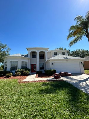 Exterior Paint - This exterior painting project, we did all the preparation, we started with pressure washing, we sealed all the cracks and windows, we applied a coat of prime loxon and 2 coats of paint, the first coat on the roller and the second coat on the spray, making one layer to last 7 to 10 years until the next painting. Exterior Paint - This exterior painting project, we did all the preparation, we started with pressure washing, we sealed all the cracks and windows, we applied a coat of prime loxon and 2 coats of paint, the first coat on the roller and the second coat on the spray, making one layer to last 7 to 10 years until the next painting.