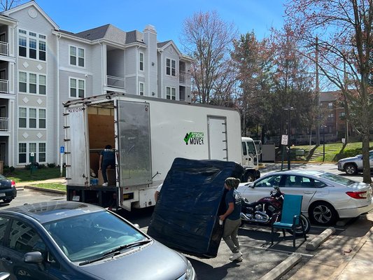 Apartment Moving - We specialize in local moving, long distance moving, apartment moving, house moving, office moving, etc. Apartment Moving - We specialize in local moving, long distance moving, apartment moving, house moving, office moving, etc.