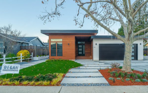Contemporary New Home Build - This was a new home build we did in the Cambrian Park area of San Jose. We knocked down the old existing home and built this beautiful new 3,700 S.F. home with accessory dwelling unit. Contemporary New Home Build - This was a new home build we did in the Cambrian Park area of San Jose. We knocked down the old existing home and built this beautiful new 3,700 S.F. home with accessory dwelling unit.