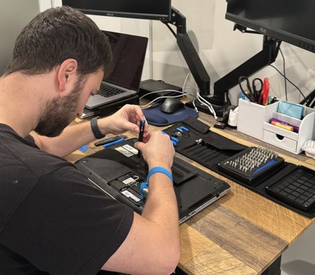 Computer Repair and Custom builds - I have been building and repairing computers since I was a child. I can help with whatever your desktop computer, laptop, or hardware needs are. And remember, consultations and information are always free, so reach out:

-Desktop or laptop screen replacement
-Desktop or laptop repair and troubleshooting
-Laptop keyboard repair and replacement
-Laptop or desktop deep cleaning
-Data recovery
-Custom-built desktop computers (gaming or office)