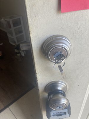 Deadbolt installation - Here, we installed a deadbolt in the front door of one of our customer’s apartments. After the installation, they felt more secure and safe within their home. As you can see, you can easily upgrade your front door security with one deadbolt lock. Secure your house with new locks by calling (214) 773-4927 to book an appointment now!