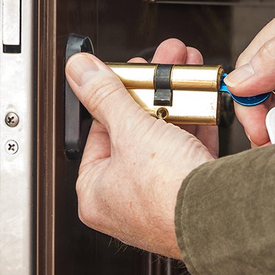 Emergency Locksmith - We offer the following services: Emergency lockout/Opening, change/install/repair any type of lock re-key, open vehicles, make ignition keys, and more. Emergency Locksmith - We offer the following services: Emergency lockout/Opening, change/install/repair any type of lock re-key, open vehicles, make ignition keys, and more.