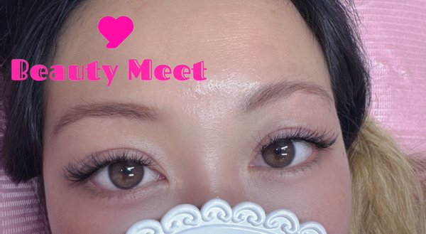 YY lash set - Our YY lash set is a must have, it promotes your eyes full and lasting longer than the usual sets. Should give this a try! You won’t be disappointed