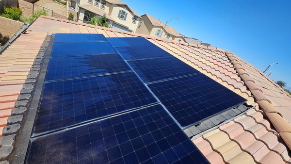 Solar Panel Before & Afters - Dirty panels dragging down your roof's look? See how Clear Horizons safely removes baked-on dust and grime Solar Panel Before & Afters - Dirty panels dragging down your roof's look? See how Clear Horizons safely removes baked-on dust and grime