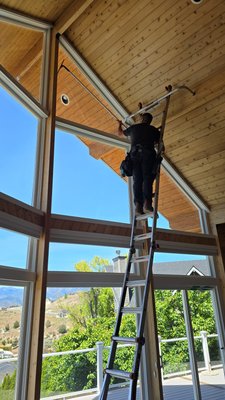 high windows?? HIGH FIVES!! - We have yet to be encountered with a job too big or too complicated to deliver a truly awesome quality finish coupled with awesome customer care. All backed by our exclusive 100% happiness guarantee. high windows?? HIGH FIVES!! - We have yet to be encountered with a job too big or too complicated to deliver a truly awesome quality finish coupled with awesome customer care. All backed by our exclusive 100% happiness guarantee.