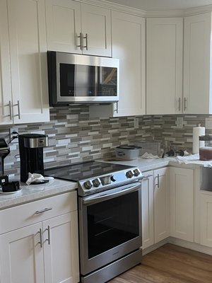 KITCHEN REMODELING - Kitchen Remodeling