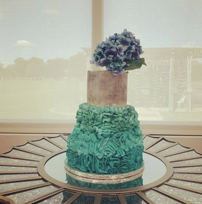 Custom Cakes - Classy and Chic - We are proud to make fully customizable, classic, and delicious custom cakes for all occasions. Whether a wedding, engagement, or birthday, thank you for thinking of Leona's! Custom Cakes - Classy and Chic - We are proud to make fully customizable, classic, and delicious custom cakes for all occasions. Whether a wedding, engagement, or birthday, thank you for thinking of Leona's!