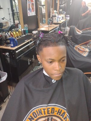 Barber shop - Haircut and locs Barber shop - Haircut and locs
