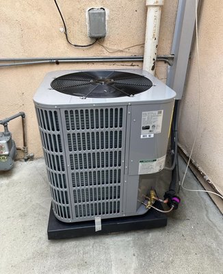 3 Ton condenser replacement - Replacing this condenser due to compressor failure.