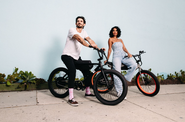 Solé e(24) - The e-24 electric bike can reach top speeds of up to 28 mph with a range of 25 to 40 miles, and is equipped with 24” rims and 3” tires. Whether for daily commuters, beachgoers, or recreational riders, the e-24 collection is set to revolutionize urban commuting and leisure riding through its powerful performance and innovative design. UL Certified, and certified cool. Solé e(24) - The e-24 electric bike can reach top speeds of up to 28 mph with a range of 25 to 40 miles, and is equipped with 24” rims and 3” tires. Whether for daily commuters, beachgoers, or recreational riders, the e-24 collection is set to revolutionize urban commuting and leisure riding through its powerful performance and innovative design. UL Certified, and certified cool.