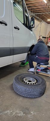 Mercedes-Benz Service - We provide exceptional service for Mercedes-Benz & Sprinter van brand. Highly trained technicians with honest answers and cost for high end vehicles. Mercedes-Benz Service - We provide exceptional service for Mercedes-Benz & Sprinter van brand. Highly trained technicians with honest answers and cost for high end vehicles.