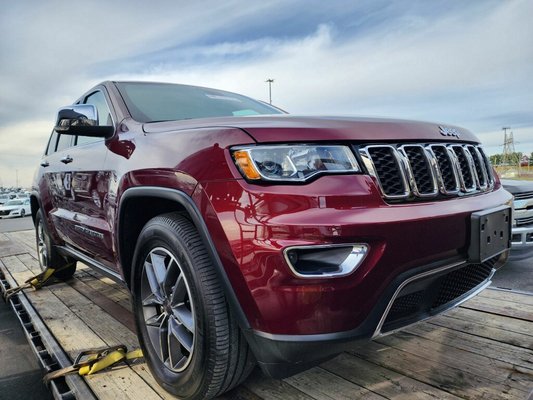 2020 Jeep Grand Cherokee - Manheim to Fort Wayne - Rolling into Adventure! 🚙✨ Our recent transport feat: a Jeep Grand Cherokee making its journey from Pennsylvania to Indiana. Smooth, secure, and ready for the road ahead. Your vehicle's in good hands with us! 🌐 #JeepAdventure #PAtoINMove #VehicleTransport 2020 Jeep Grand Cherokee - Manheim to Fort Wayne - Rolling into Adventure! 🚙✨ Our recent transport feat: a Jeep Grand Cherokee making its journey from Pennsylvania to Indiana. Smooth, secure, and ready for the road ahead. Your vehicle's in good hands with us! 🌐 #JeepAdventure #PAtoINMove #VehicleTransport