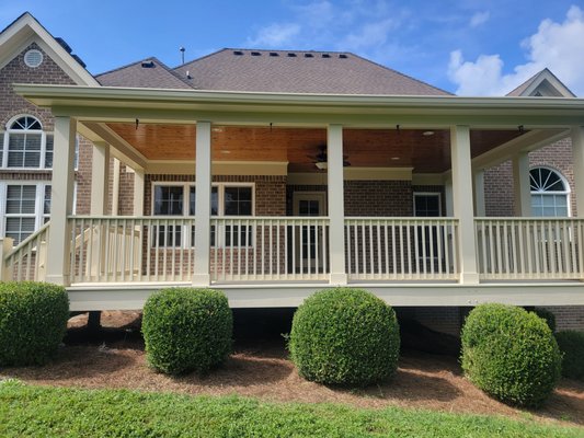 Exterior and Deck painting project in Franklin, Tn. - This was a standard exterior and deck refinishing project in Franklin, Tn. Exterior and Deck painting project in Franklin, Tn. - This was a standard exterior and deck refinishing project in Franklin, Tn.