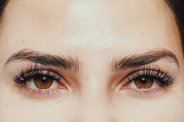 Hybrid Lashes - It’s the perfect ratio of fullness to density. These are definitely noticeable. A great option for special events or wanting to take the next step with lash extensions. Hybrid Lashes - It’s the perfect ratio of fullness to density. These are definitely noticeable. A great option for special events or wanting to take the next step with lash extensions.