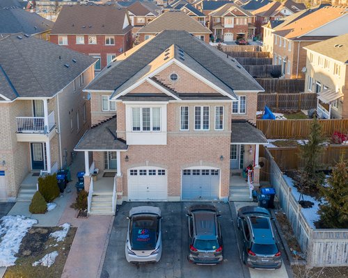 Aerial - Drone Photos of House - These beautiful shots were captured by us for a client to show off their home to potential buyers. Aerial - Drone Photos of House - These beautiful shots were captured by us for a client to show off their home to potential buyers.