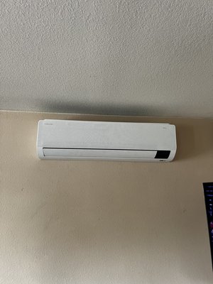 New Mini Split Installation 28k 2.5ton 22seer Samsung WindFree 3.0E installation - This was an addition to a home that had existing central heat but was in need of AC replacement. However, the Homeowner did not want to cool the whole house with a central replacement, and only wanted to cool the main rooms. Also his natural home design from the builder had the return air down stairs near the front door and made unit vary insufficient for cooling so it was a very ideal installation, and customer can save for the main home unit and will work better together on really hot days.