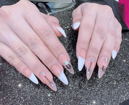 Nail Art and Designs - Nail Art:  Customized designs ranging from minimalist chic to elaborate creations, using high
quality nail polish and embellishments.