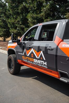 Fleet Graphics - We specialize in Fleet Graphics. Call now to get a free estimate! Fleet Graphics - We specialize in Fleet Graphics. Call now to get a free estimate!