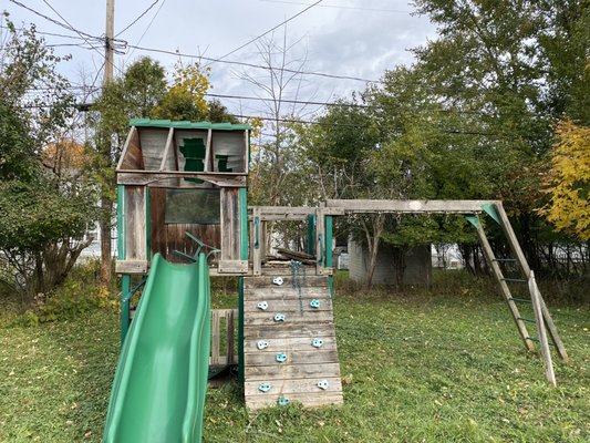 Playset Removal - This playset was removed from a backyard in Northeast Ohio. The crew used tools to safely dismantle and take down the playset. The playset was then carried to the truck and loaded into the truck for disposal. The customer was very happy with the job we did.