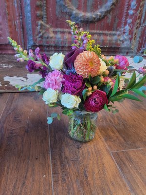 One of a Kind Arrangements - Beautiful seasonal vase arrangements of fresh blooms. Hand-arranged and presented in a glass vase with our signature ribbon finish.
Our arrangements are not your average floral arrangements. Each flower is hand picked from our cooler and arranged with you in mind. We love that each bouquet or arrangement that walks out our doors is slightly different from the next. One of a Kind Arrangements - Beautiful seasonal vase arrangements of fresh blooms. Hand-arranged and presented in a glass vase with our signature ribbon finish.
Our arrangements are not your average floral arrangements. Each flower is hand picked from our cooler and arranged with you in mind. We love that each bouquet or arrangement that walks out our doors is slightly different from the next.