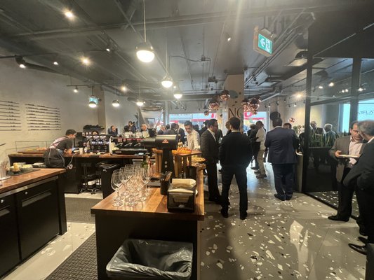 Investor Event - Investor Event at Brewing Brokers with Food, Drinks and Entertainment