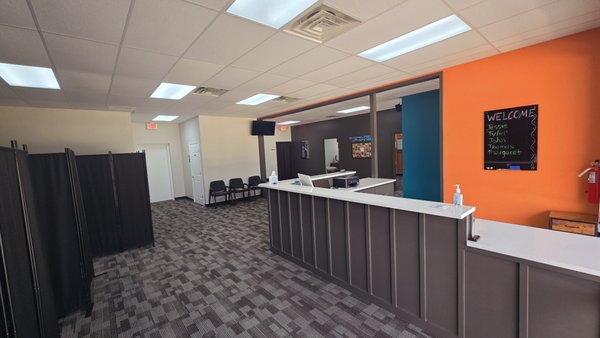 Welcome to Our Office! - Shoreline Spine is a family-focused chiropractic office offering care for everyone -- from newborns to athletes. We provide wellness care, injury recovery, auto accident, and workers comp care. Our goal is to help you move better, feel better, and live fully aligned!