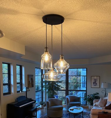New lighting - Robinhood Electric recently updated all the lighting in this condo including this beautiful chandelier. Amazing what new lighting and dimmers can do! New lighting - Robinhood Electric recently updated all the lighting in this condo including this beautiful chandelier. Amazing what new lighting and dimmers can do!