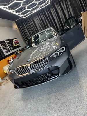 BMW (WINDOW TINTING) - We apply a ceramic tint to your entire car to protect it from the sun and UV rays. BMW (WINDOW TINTING) - We apply a ceramic tint to your entire car to protect it from the sun and UV rays.