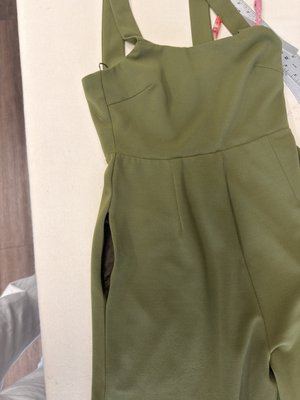 Adding pocket to existing garments - Every woman needs pockets-but not every garment comes with them.
From chapsticks and keys to your phone and everyday essentials, pockets make life easier. The good news? You don’t have to give up your favorite dress, skirt, or outfit just because it doesn’t have pockets.
We can add functional pockets to many of your favorite garments while keeping the look clean and natural.
✨ Love the garment. Add the pockets.
📍 Bring it to us and we’ll help make it more practical. Adding pocket to existing garments - Every woman needs pockets-but not every garment comes with them.
From chapsticks and keys to your phone and everyday essentials, pockets make life easier. The good news? You don’t have to give up your favorite dress, skirt, or outfit just because it doesn’t have pockets.
We can add functional pockets to many of your favorite garments while keeping the look clean and natural.
✨ Love the garment. Add the pockets.
📍 Bring it to us and we’ll help make it more practical.