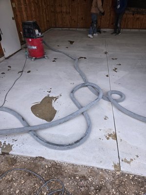 Garage floor coating - This job was a success. what a transformation. the before and after pictures serve as a verification that our polyurea flake kits from Fortress Flooring out of Sheboygan, Wisconsin do deliver great results. And backed up by their 15 year guarantee proves the level of confidence we have in this system. Don't wait schedule your consultation now.