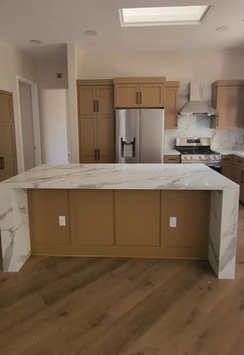 kitchen remodeling - At Eagle Custom Construction, we provide professional construction, remodeling, and renovation services across the Coachella Valley. Licensed, bonded, and insured, our team delivers exceptional craftsmanship, on-time completion, and cost-effective solutions tailored to your needs. From home remodels and kitchens to outdoor living spaces, roofing, flooring, and pool & spa restorations—we handle every project with care and quality.

En Eagle Custom Construction, ofrecemos servicios profesionales de construcción, remodelación y renovación en todo el Valle de Coachella. Con licencia, fianza y seguro, nuestro equipo se especializa en trabajos de alta calidad, terminados a tiempo y a precios accesibles. Ya sea remodelando cocinas, baños, exteriores, techos, pisos o restauraciones de albercas y spas, hacemos realidad la visión de cada cliente.

📞 Call/Text: (442) 599-2860 | Llame o mande texto para su estimado gratis