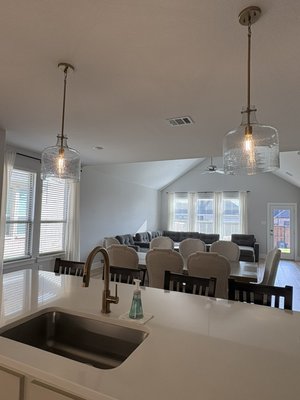 Move‑In Ready Shine - This home received a full move‑in deep clean from Tx Tidy Maids. We detailed the kitchen, bathrooms, floors, baseboards, blinds, fixtures, and high‑touch areas to ensure every space was fresh, sanitized, and ready for the new owner. A complete top‑to‑bottom reset for a clean start. Move‑In Ready Shine - This home received a full move‑in deep clean from Tx Tidy Maids. We detailed the kitchen, bathrooms, floors, baseboards, blinds, fixtures, and high‑touch areas to ensure every space was fresh, sanitized, and ready for the new owner. A complete top‑to‑bottom reset for a clean start.
