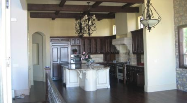 Interior Painting - MAKE OVER YOUR HOME WITH CARVEL PAINTING
So, you’re looking to give your home a new look, but you’re not sure how to do it. Everyone knows remodelling or refurnishing a home is expensive and difficult. For some, it’s impossible. But don’t despair. There’s an easier way to give your house an upgrade: a new paint job. It’s an effective and efficient way to breathe new life into your property. Before you make such an important decision, you should know the basics. Let us walk you through them. Text us for a free estimate!