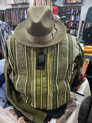 Men's Clothing - Top2bottom provides men and women clothing. including accessories, my primary focus is on one of a kind, high quality hard to find sizes that accommodates most any budget. I personally design for individuals, weddings and proms. I made sure every customer leaves my store looking amazing and feeling confident. If your cloths in not becoming to you- you need to becoming to me.